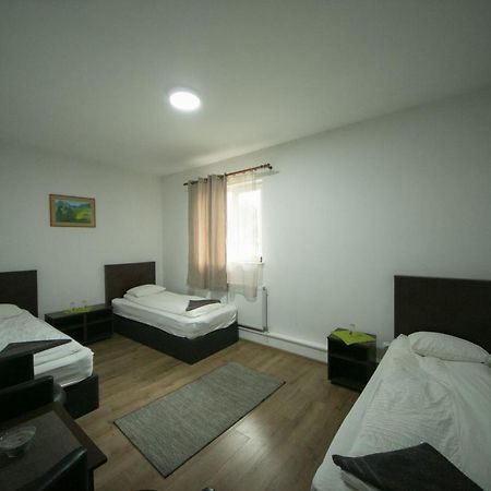 Motel Napsugár panzió Lunga  Exterior foto