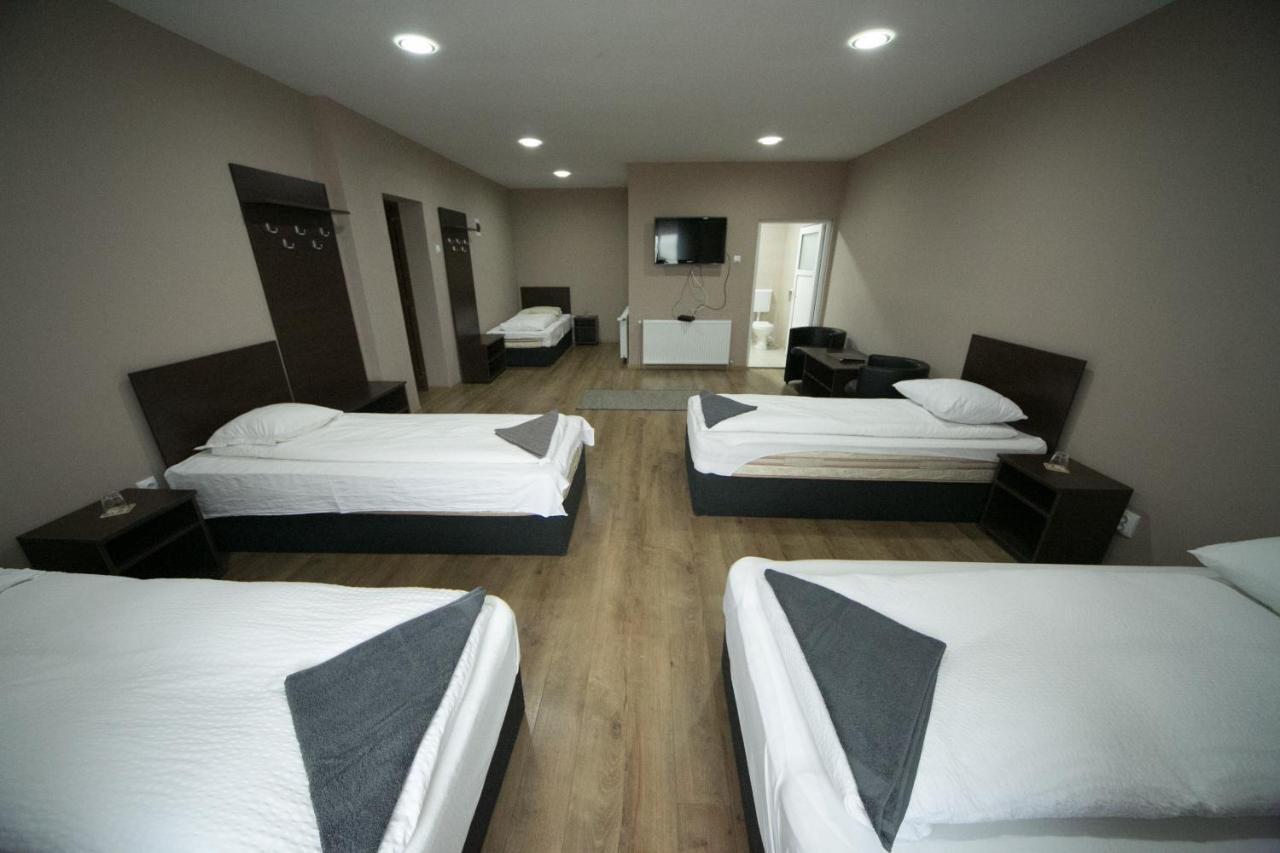 Motel Napsugár panzió Lunga  Exterior foto