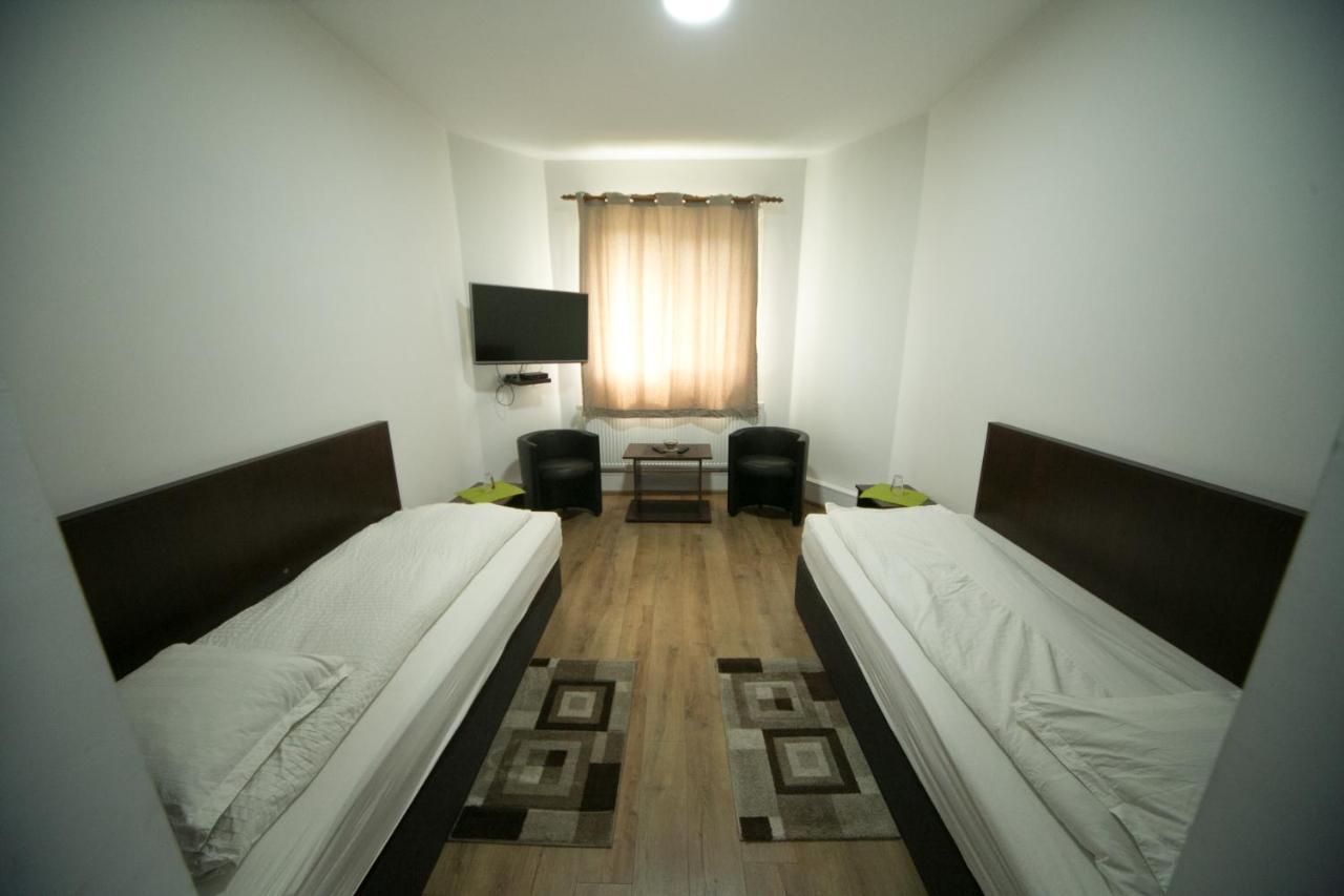 Motel Napsugár panzió Lunga  Exterior foto