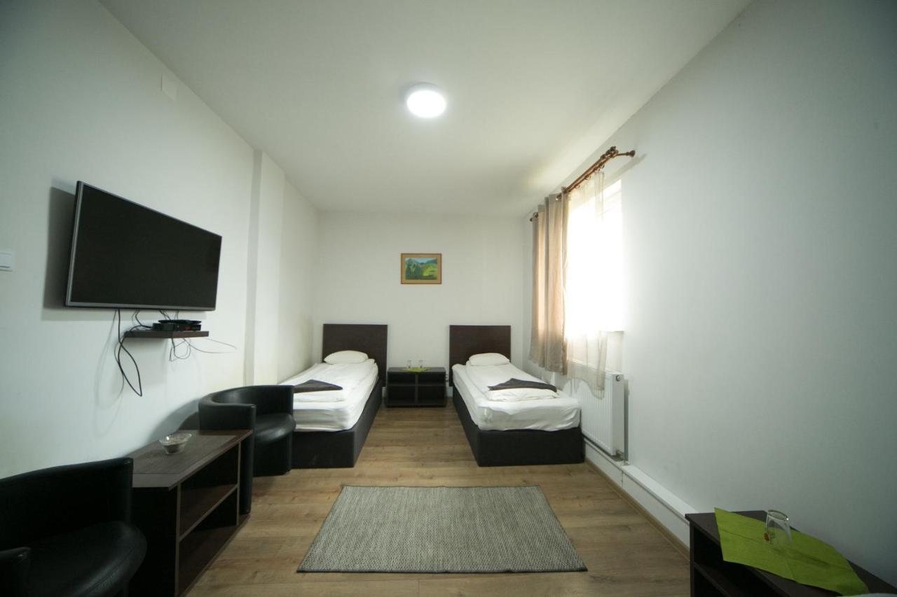 Motel Napsugár panzió Lunga  Exterior foto