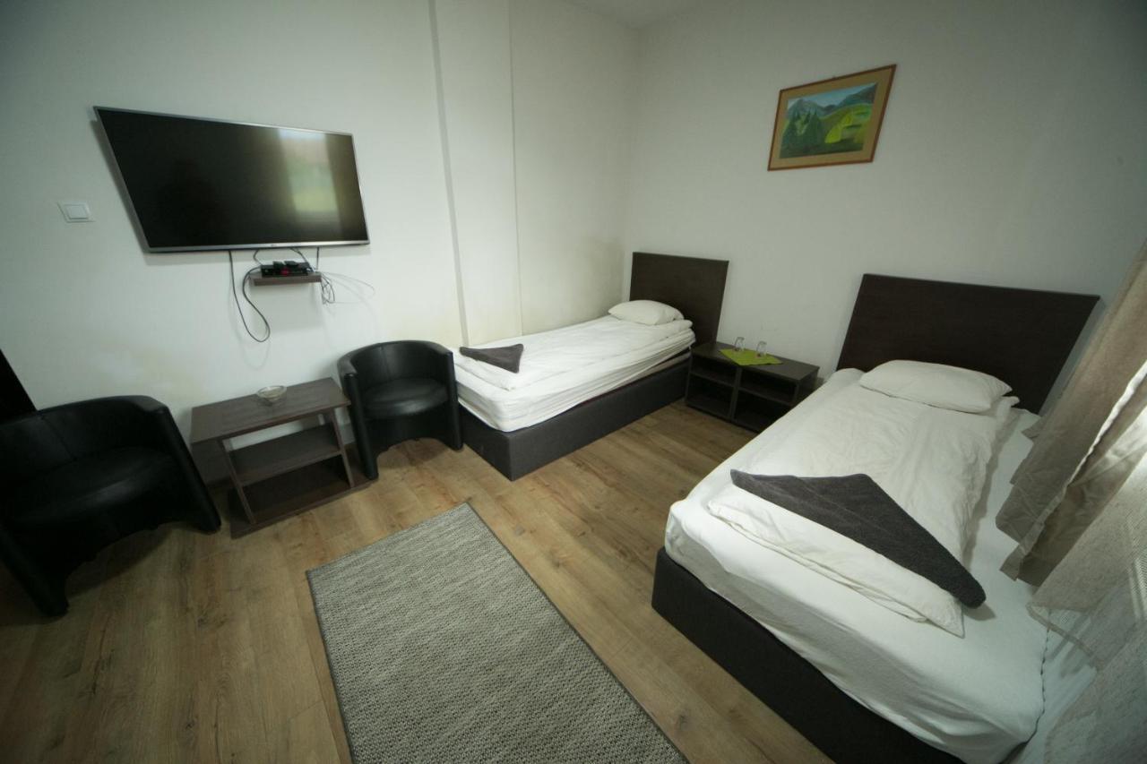 Motel Napsugár panzió Lunga  Exterior foto